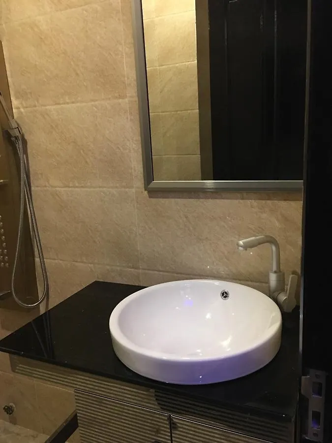 Emirates Cactus Hotel Da Nang 2*,