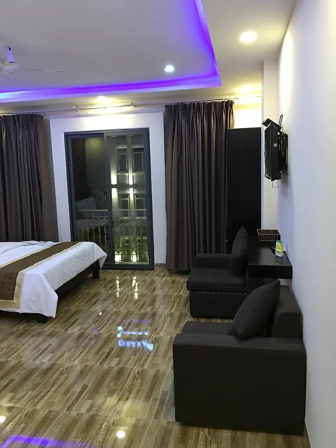 **  Emirates Cactus Hotel Da Nang Vietnam
