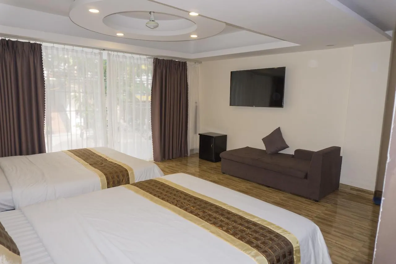 Emirates Cactus Hotel Da Nang